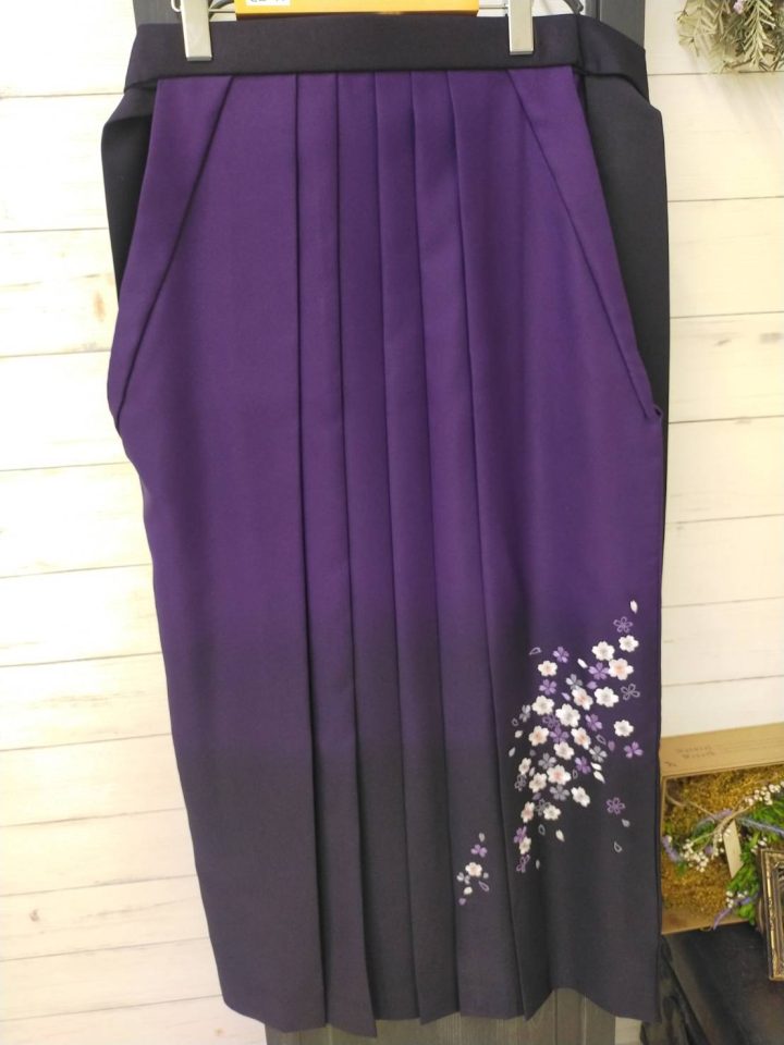 レンタル卒業袴、紫刺繍