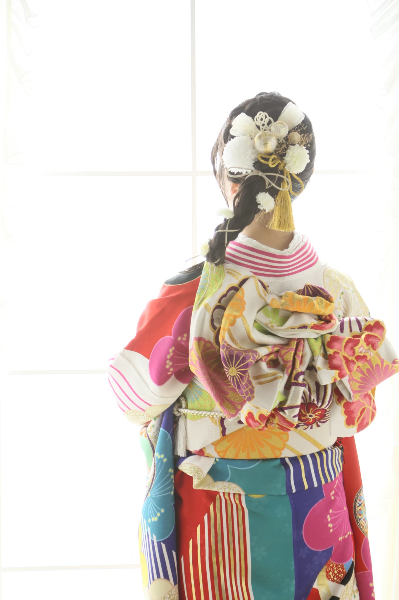 振袖レンタル後ろ姿の髪型、振袖一本結び