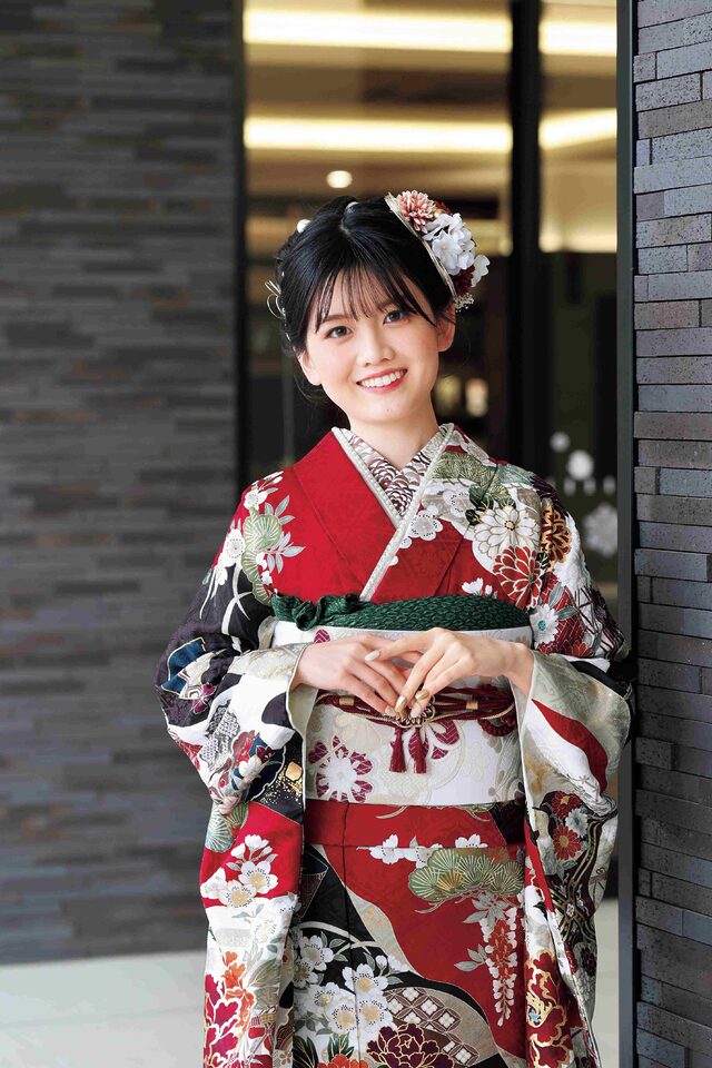 振袖のレンタル赤地振袖の写真